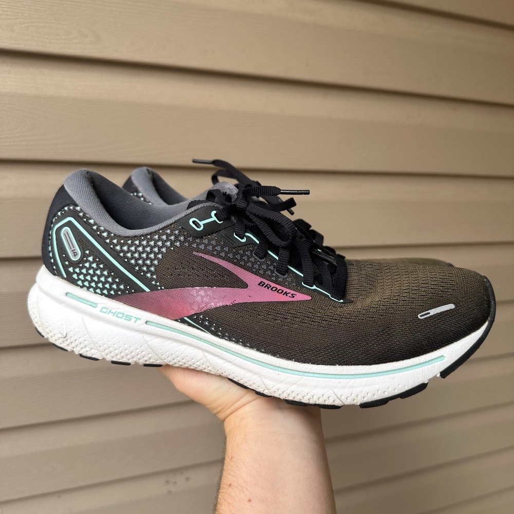 Brooks Ghost 14 running shoes Size 11
